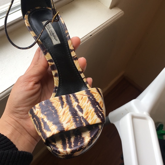 Dolce and gabbana heels - Picture 5 of 7